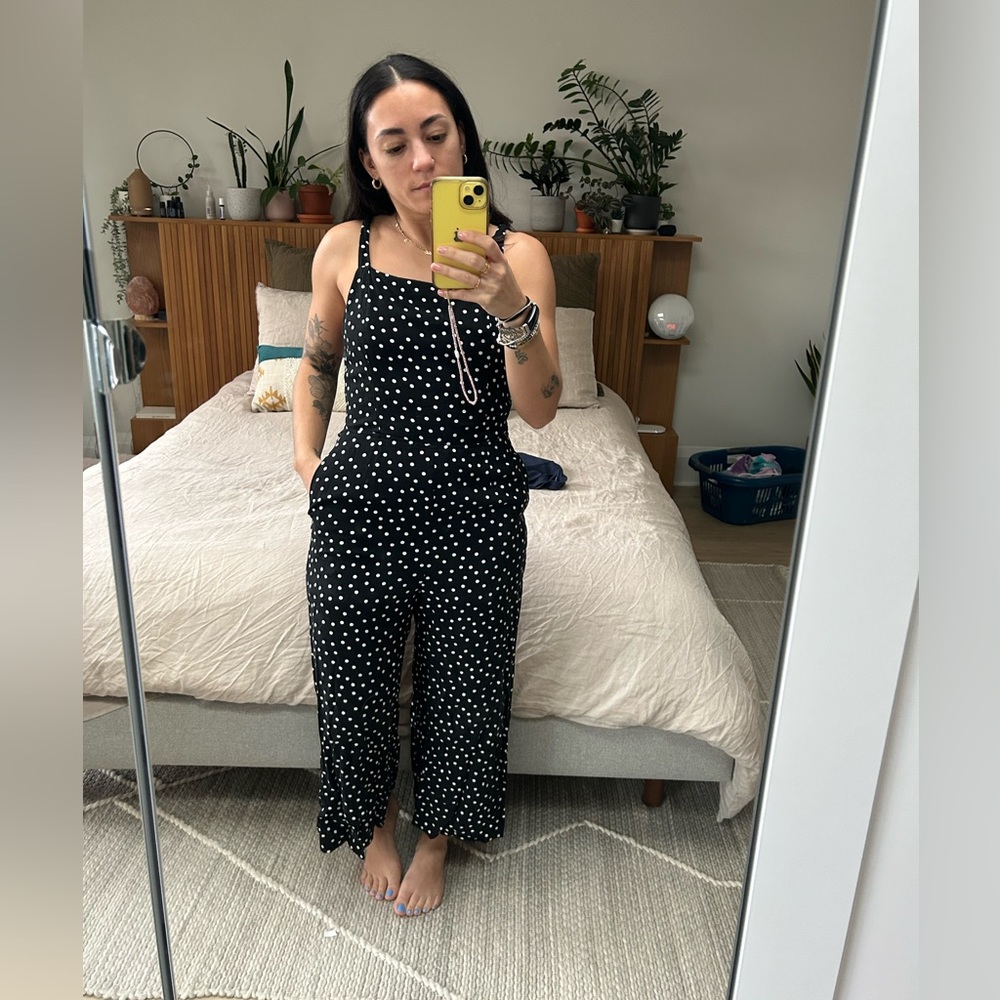 Polkadot jumper with tie in the back